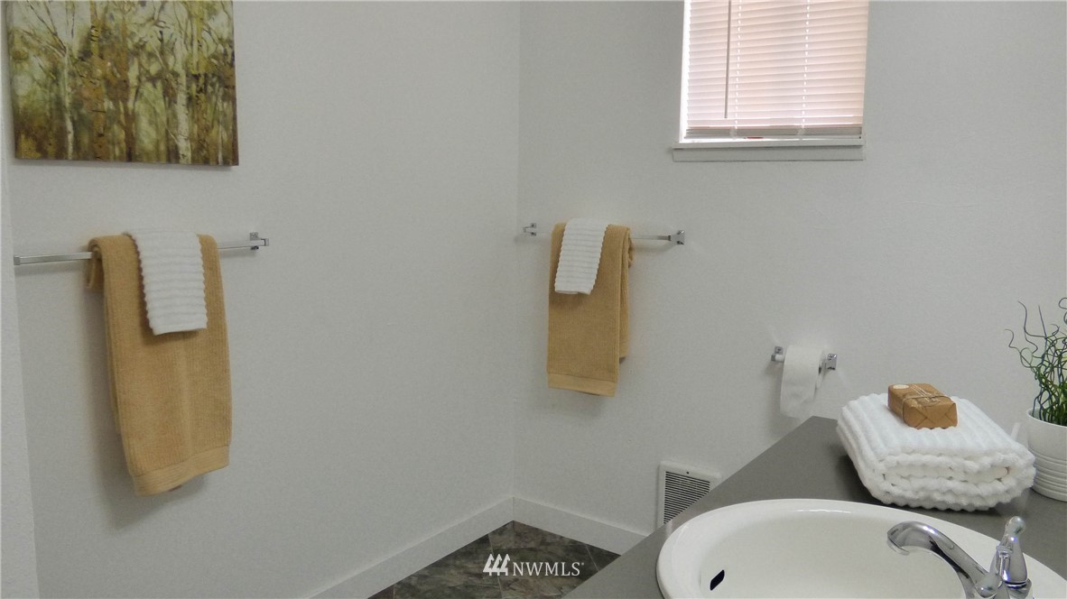 11902 Alexander Road Everett, WA 98204 - Photo 22 of 25