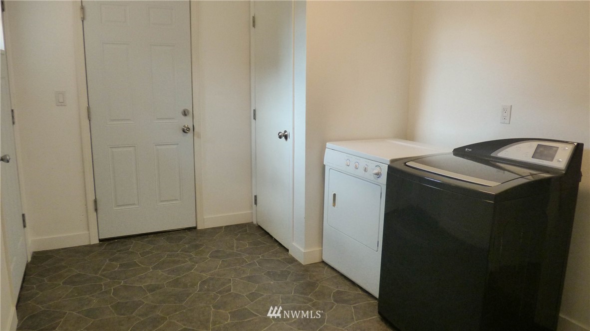 11902 Alexander Road Everett, WA 98204 - Photo 25 of 25