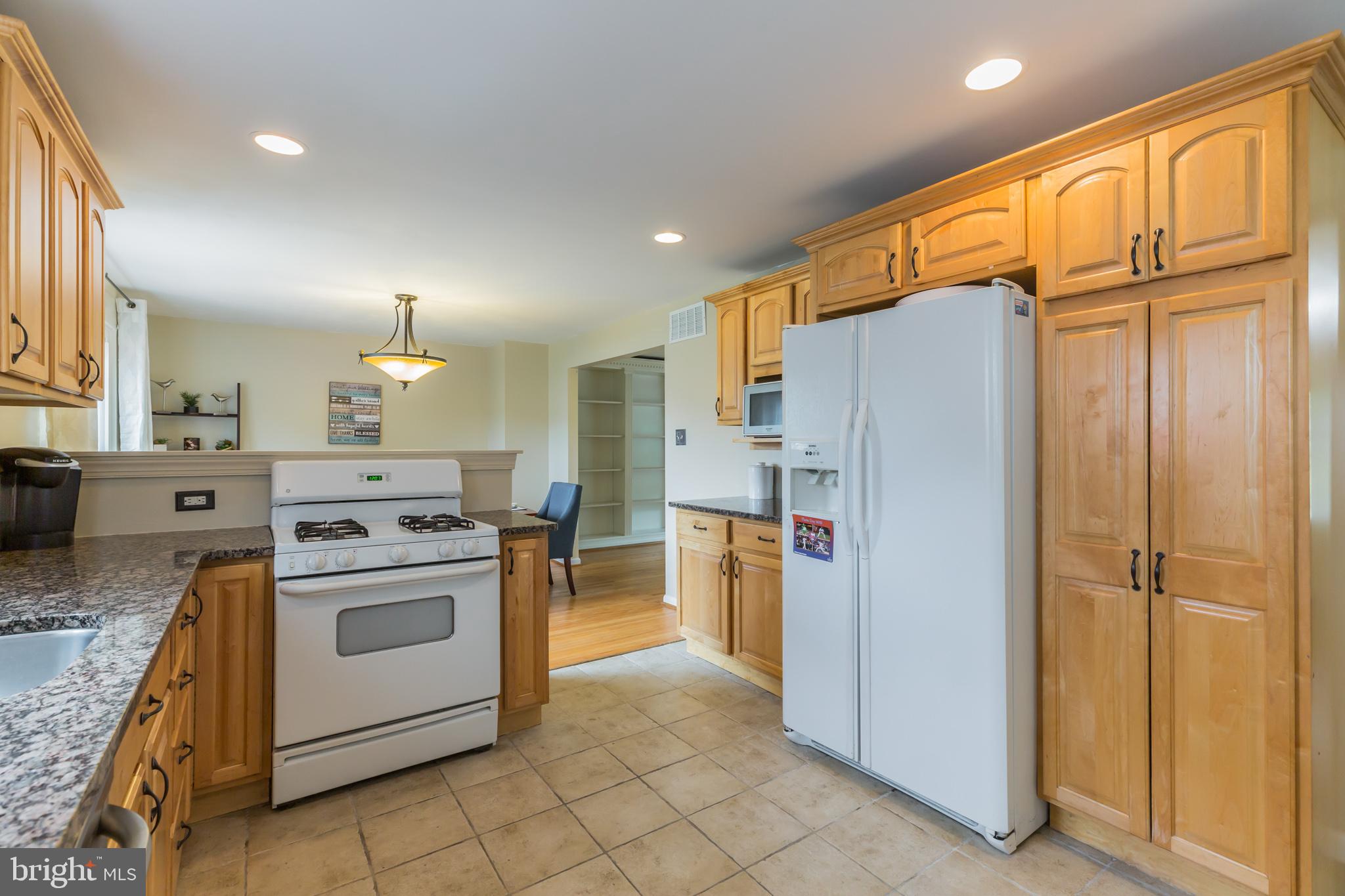 103 Woodbridge Road Marlton, NJ 08053 - Photo 12 of 27 Gallery Image 12