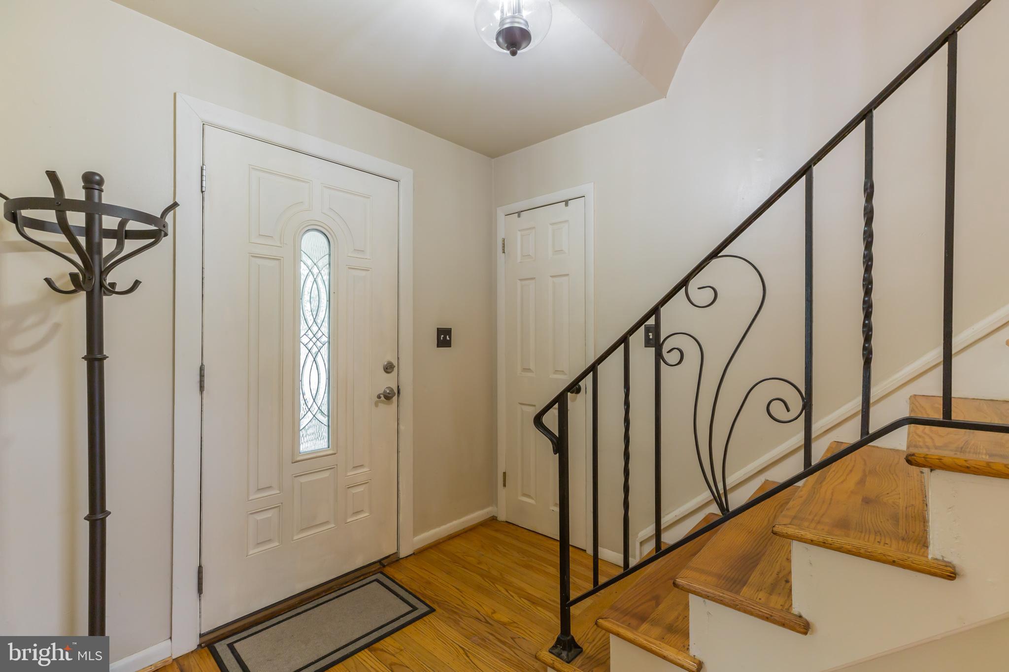 103 Woodbridge Road Marlton, NJ 08053 - Photo 3 of 27 Gallery Image 3