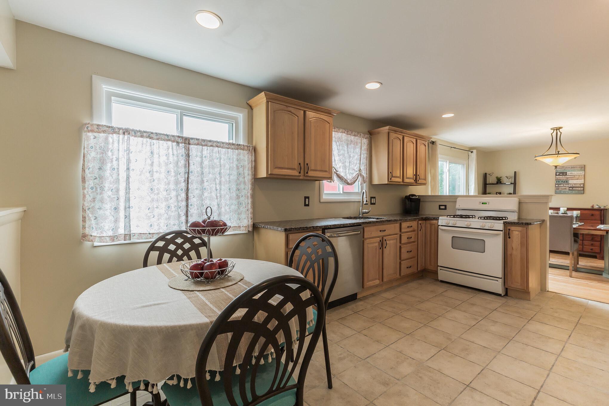 103 Woodbridge Road Marlton, NJ 08053 - Photo 10 of 27 Gallery Image 10
