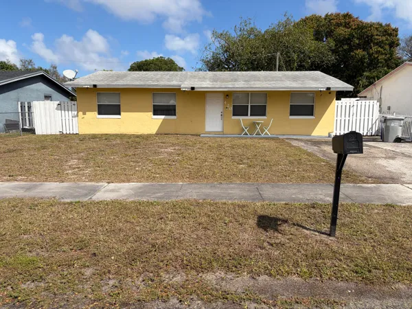 $399,000 | 420 Northwest 7th Terrace, Pompano Beach, FL 33060