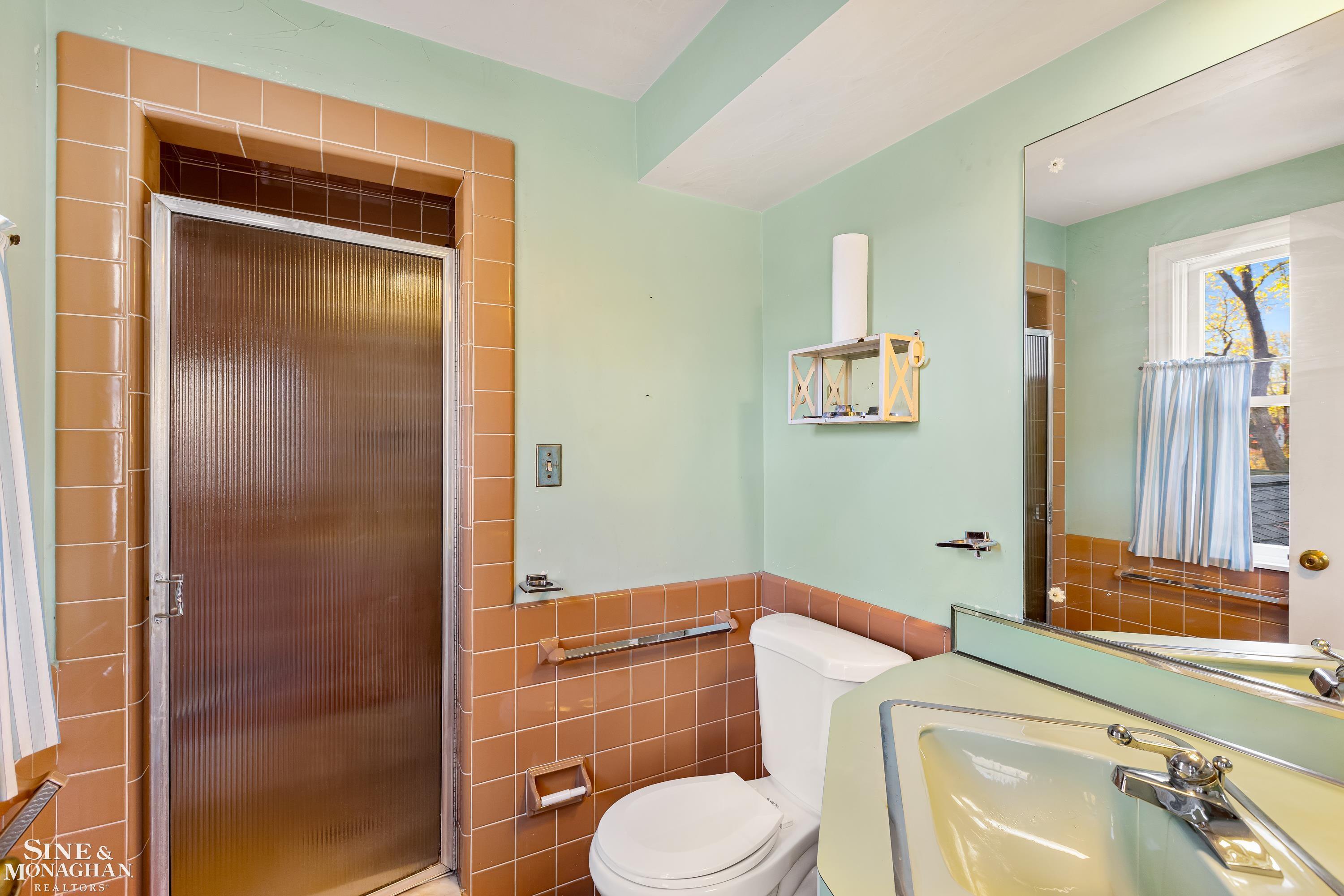 573 Pemberton Road Grosse Pointe, MI 48230 - Photo 29 of 38 50161027-f4bee7f0-bc61-42e8-8c7f-02a30dd54098.JPG