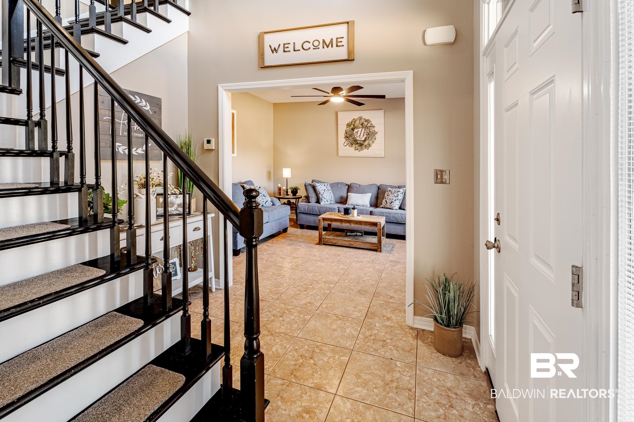 12780 Hilliard Jenkins Road Loxley, AL 36551 - Photo 11 of 32 Foyer