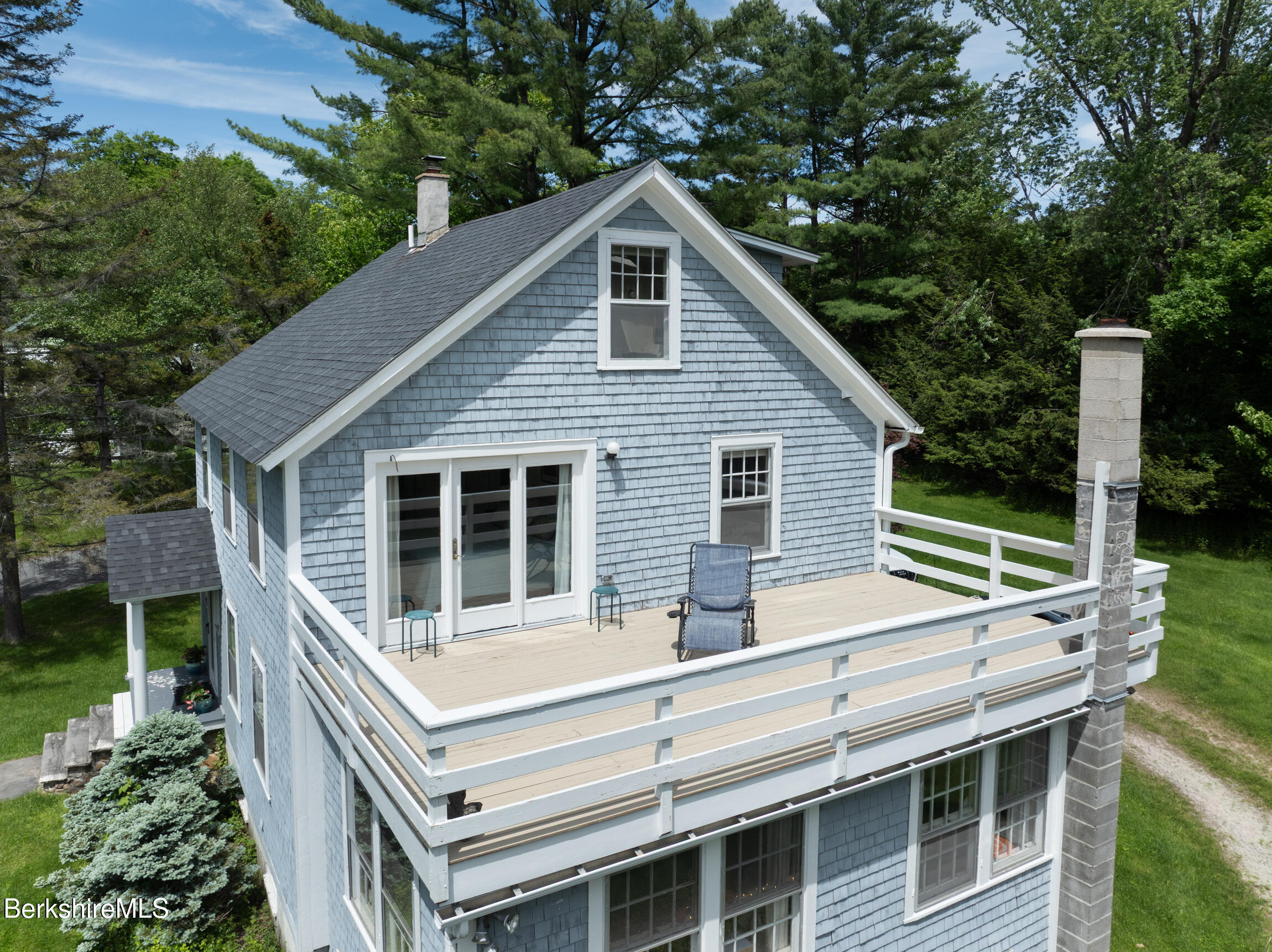132 White Oaks Road Williamstown, MA 01267 - Photo 40 of 42 Roof deck