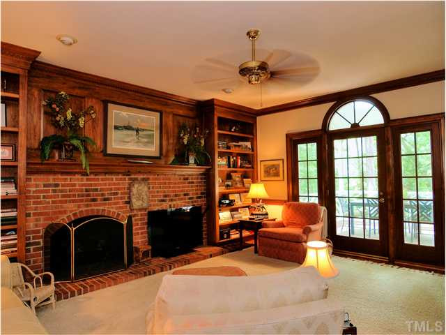 8701 Highhill Road Raleigh, NC 27615 - Photo 9 of 25 Den/Family/Great Room