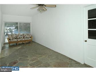 1524 Grasshopper Road Huntingdon Valley, PA 19006 - Photo 6 of 12 Gallery Image 6