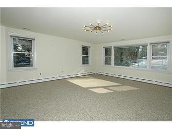 1524 Grasshopper Road Huntingdon Valley, PA 19006 - Photo 9 of 12 Gallery Image 9