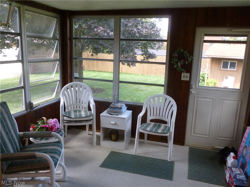 6390 Manchester Road Parma, OH 44129 - Photo 11 of 34