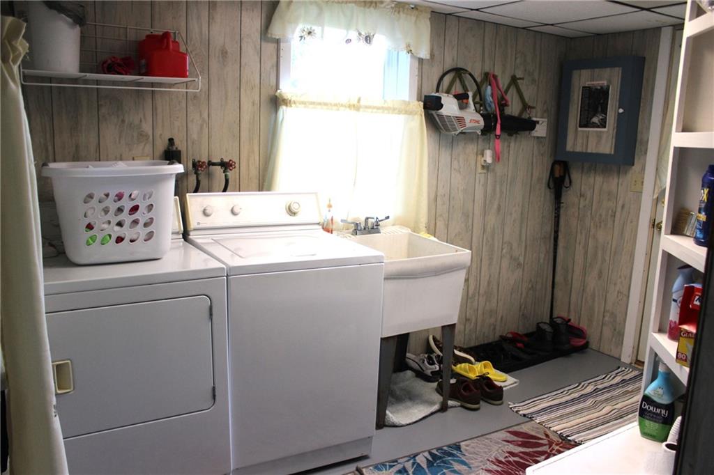 1092 Old State Road New Castle, PA 16101 - Photo 12 of 12 a utility room with dryer and washer