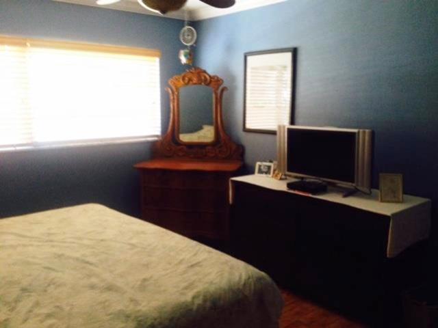 698 Northeast Spanish River Boulevard, Unit 11 Boca Raton, FL 33431 - Photo 3 of 16 0005_0f83c41b-7439-4b33-93af-105ca80e8bd
