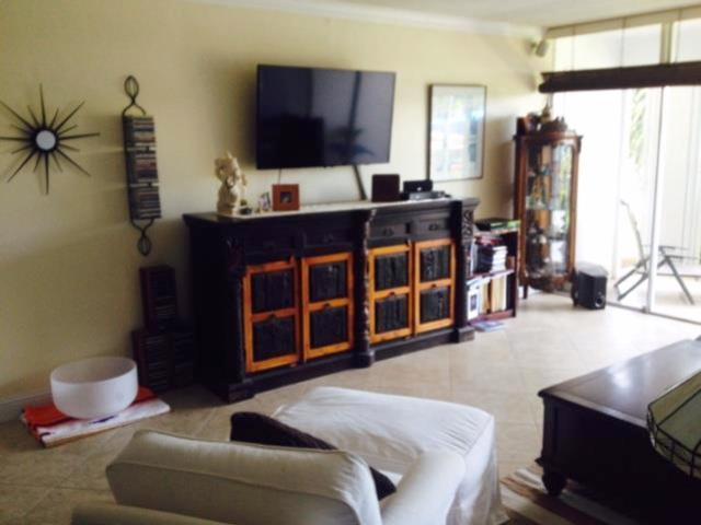 698 Northeast Spanish River Boulevard, Unit 11 Boca Raton, FL 33431 - Photo 6 of 16 0009_173bb7de-3481-4f4b-9d64-f0d95776e91
