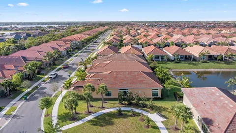 $925,000 | 9149 Leon Circle East, Parkland, FL 33076