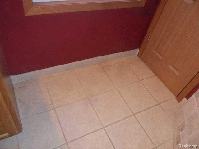 68515 Omo Road Ray, MI 48096 - Photo 15 of 25 SAM_4251