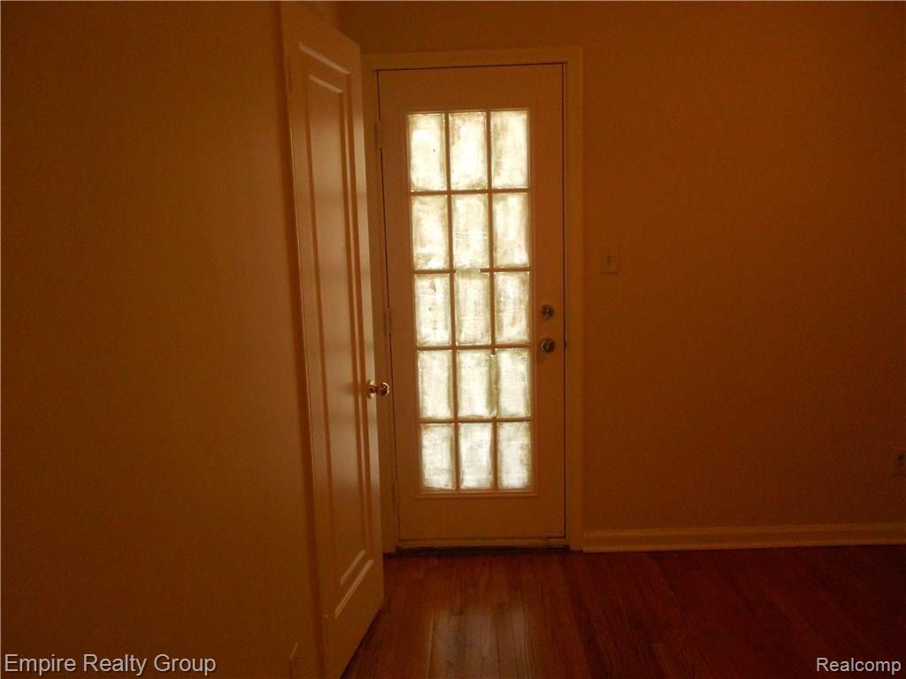 7733 Miller Road Dearborn, MI 48126 - Photo 18 of 45 7733 MILLER 019.JPG