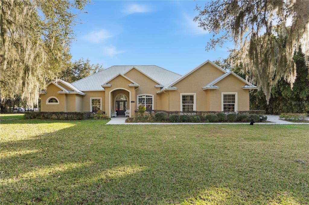 3108 Carter Jones Road Groveland, FL 34736 - Photo 4 of 54 Gallery Image 4