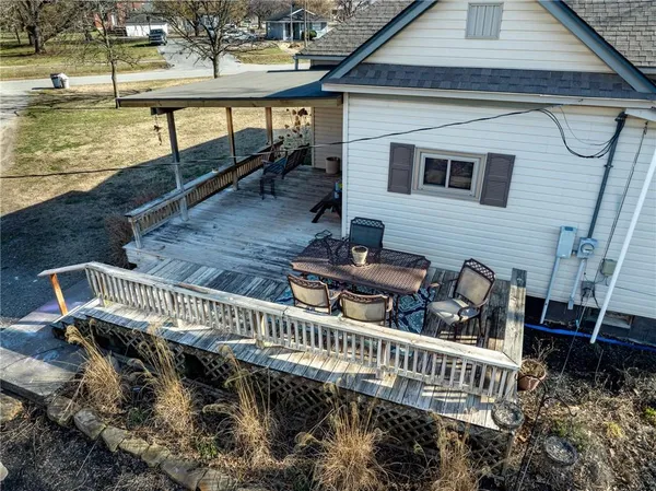 $125,000 | 302 East 3rd Street, Scammon, KS 66773