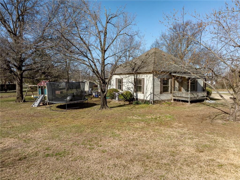 302 East 3rd Street Scammon, KS 66773 - Photo 28 of 38