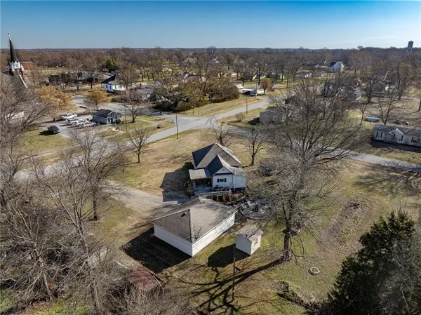 $125,000 | 302 East 3rd Street, Scammon, KS 66773