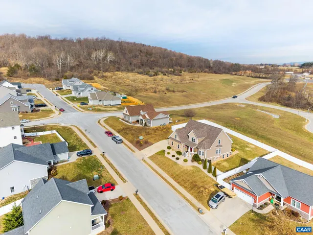 $525,000 | 89 Hull Hills Lane, Staunton, VA 24401