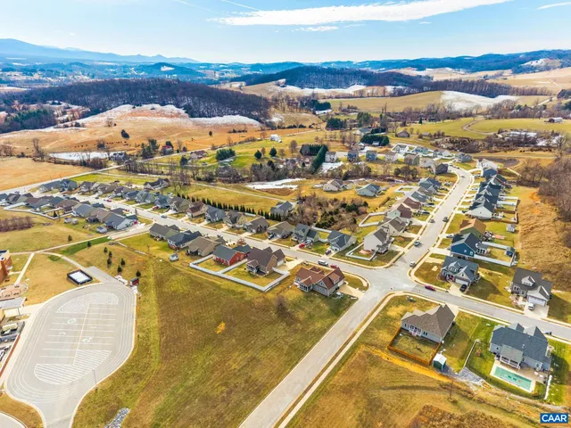 $525,000 | 89 Hull Hills Lane, Staunton, VA 24401