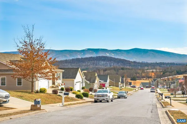 $520,000 | 89 Hull Hills Lane, Staunton, VA 24401