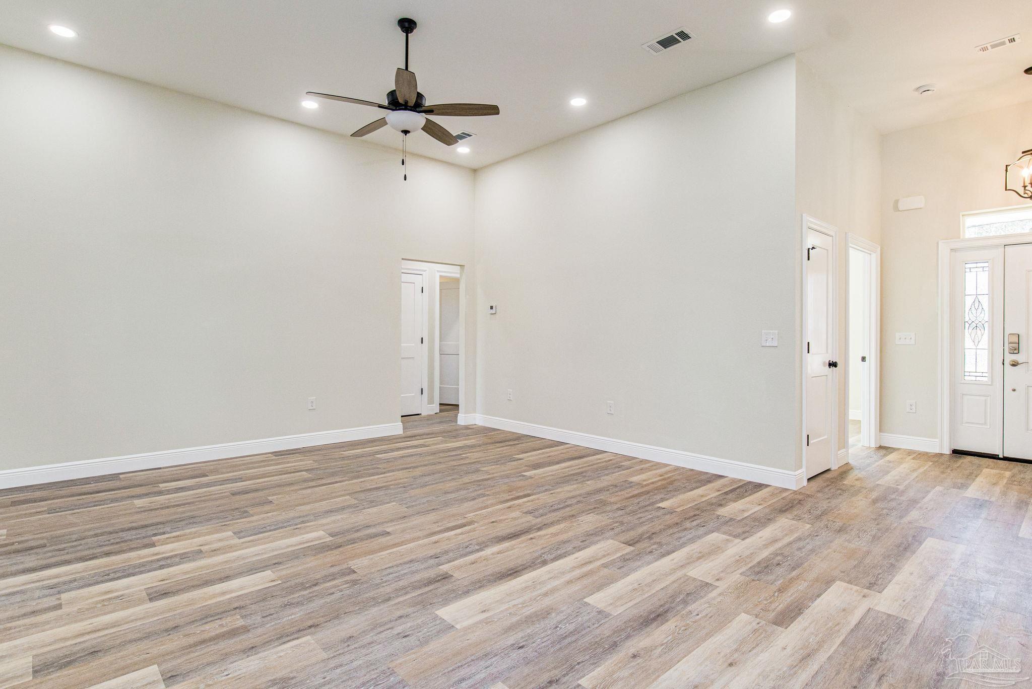 10302 Tanton Road Pensacola, FL 32506 - Photo 10 of 46 Gallery Image 10