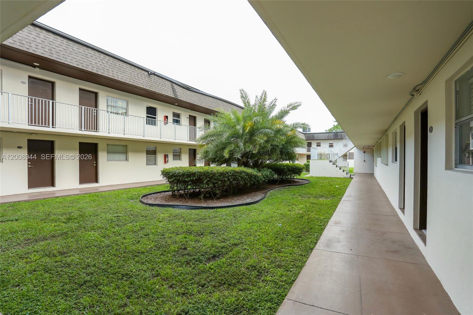 8601 Southwest 94th Street, Unit 121W Miami, FL 33156 - Photo 12 of 16