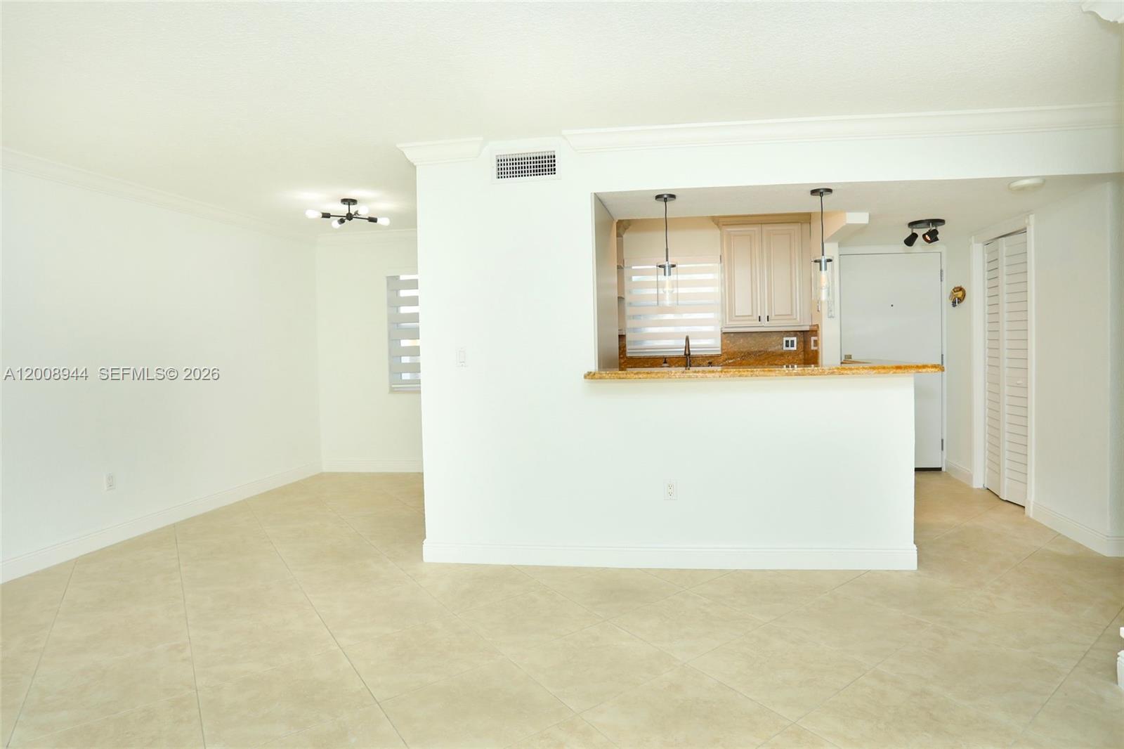 8601 Southwest 94th Street, Unit 121W Miami, FL 33156 - Photo 5 of 16