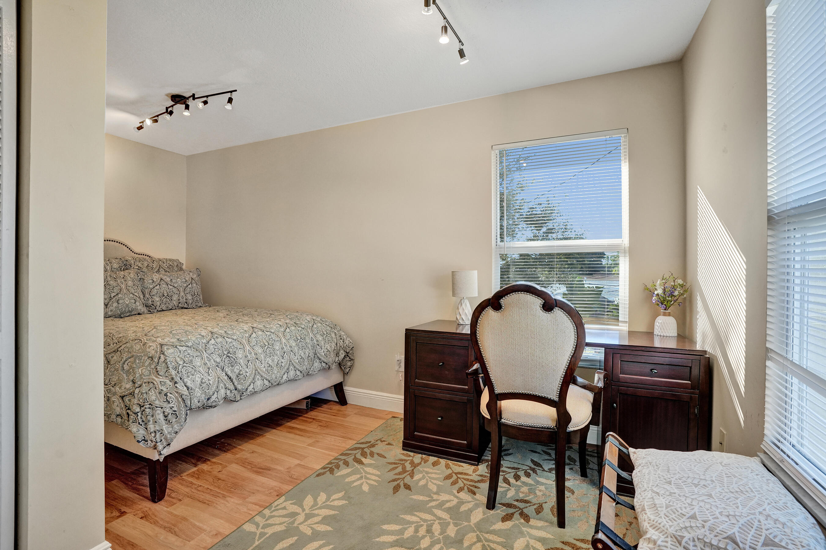 740 Buttonwood Road North Palm Beach, FL 33408 - Photo 34 of 44 DSC08285
