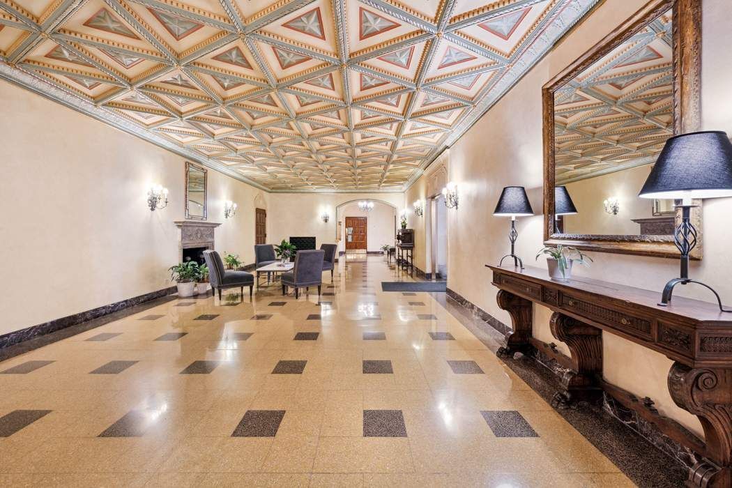 205 East 78th Street, Unit 18AB Manhattan, NY 10075 - Photo 13 of 14