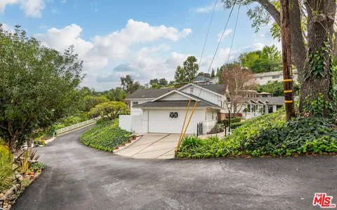 $2,099,000 | 27280 Eastvale Road, Palos Verdes Peninsula, CA 90274