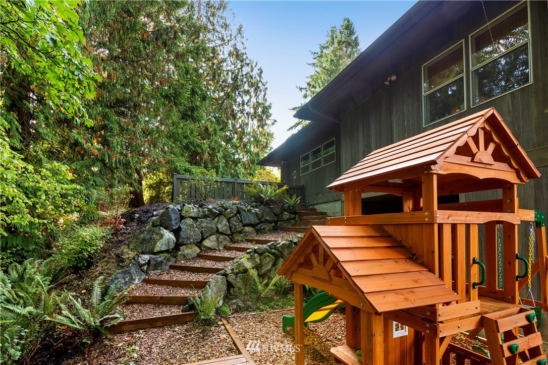 1180 Goat Trail Road Mukilteo, WA 98275 - Photo 33 of 40 Gallery Image 33