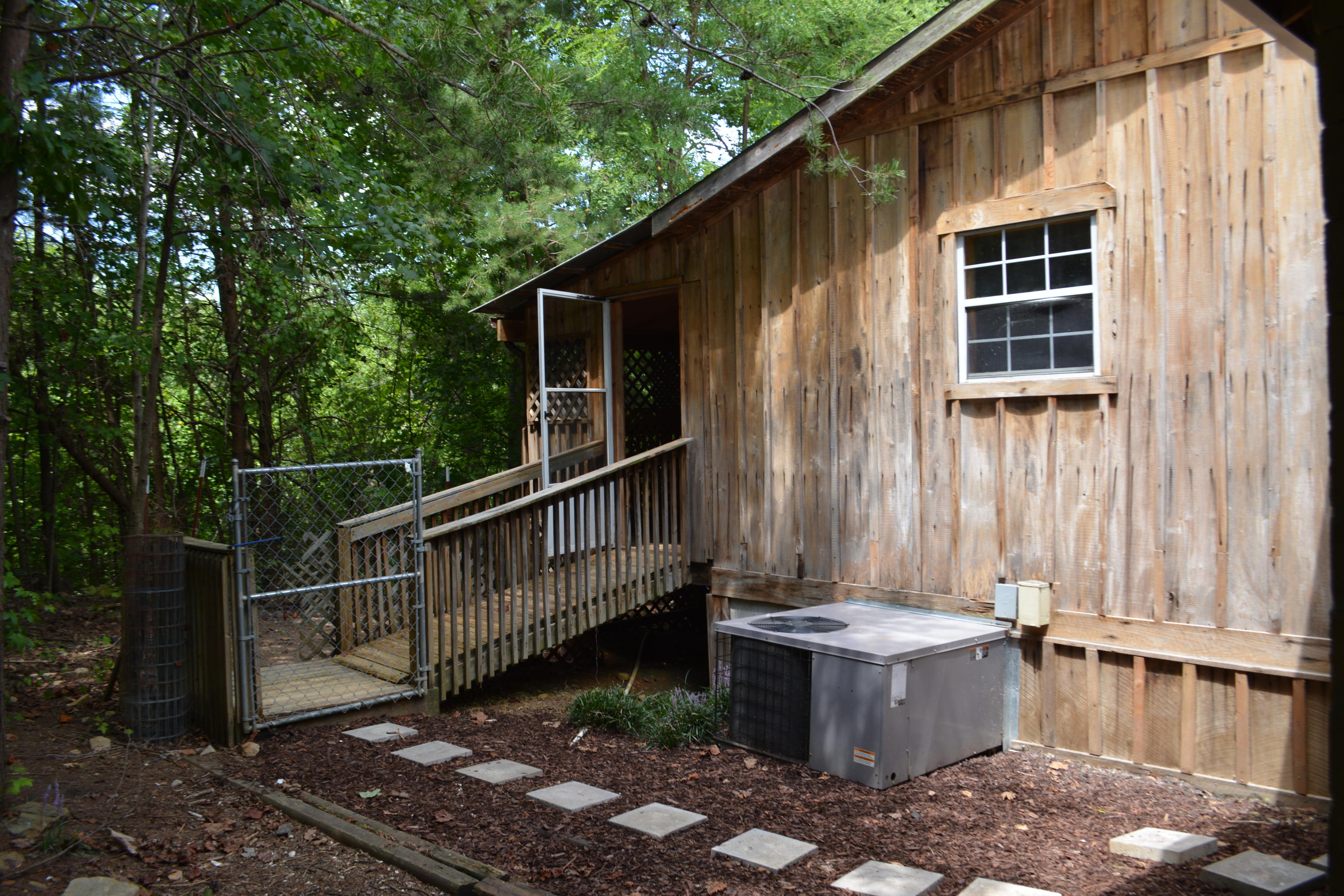892 Haney Road Sevierville, TN 37876 - Photo 7 of 27 DSC_0059