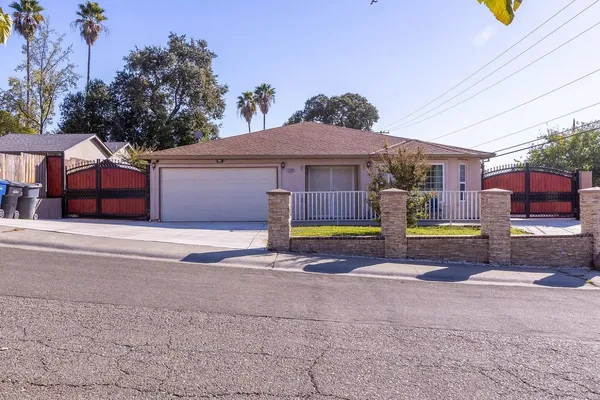 $3,995 | 5500 Sunset Oak Court, Sacramento, CA 95842