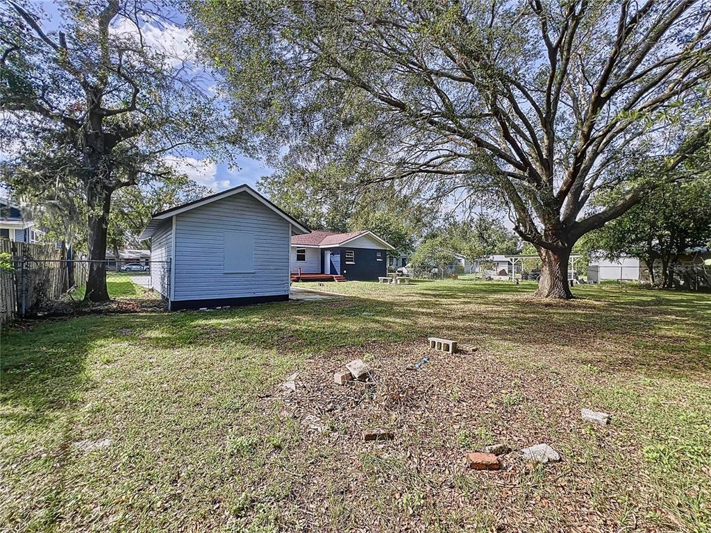 1938 East Fern Road Lakeland, FL 33801 - Photo 9 of 58 Gallery Image 9