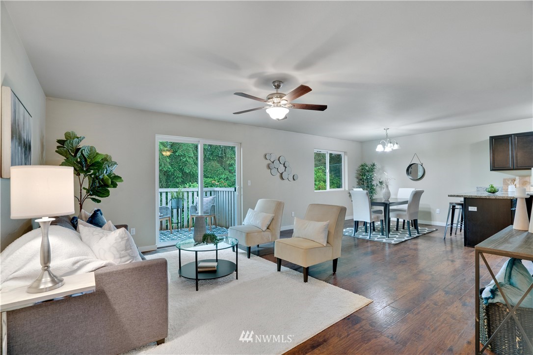 948 Southwest View Drive Port Orchard, WA 98367 - Photo 3 of 20 Gallery Image 3