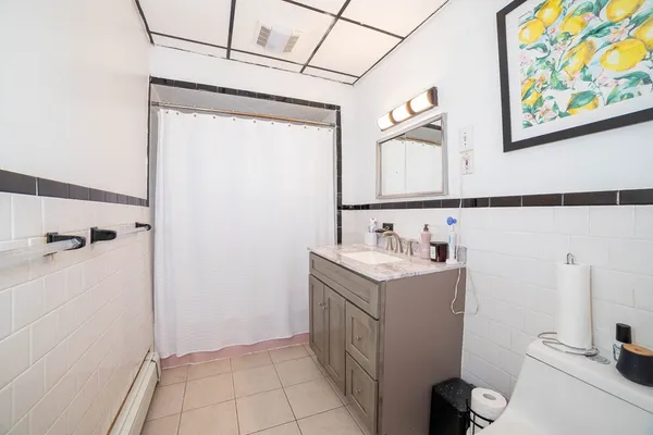 $2,150 | 74 Green Hill Parkway, Unit 1, Worcester, MA 01605