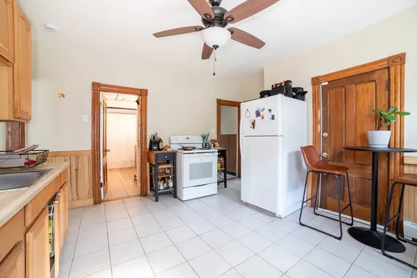 $2,150 | 74 Green Hill Parkway, Unit 1, Worcester, MA 01605