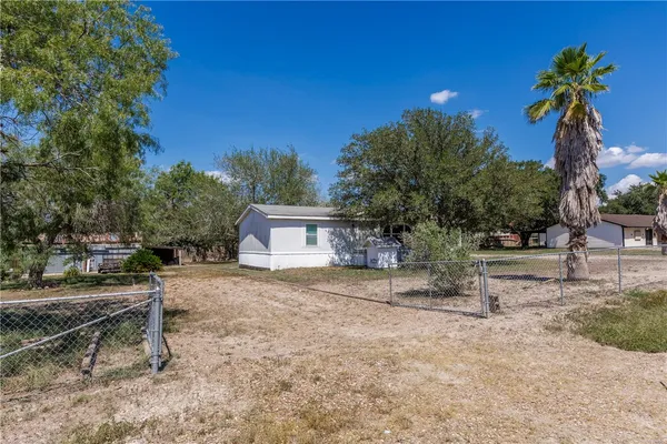 $155,000 | 104 Island Drive, Lake City, TX 78368