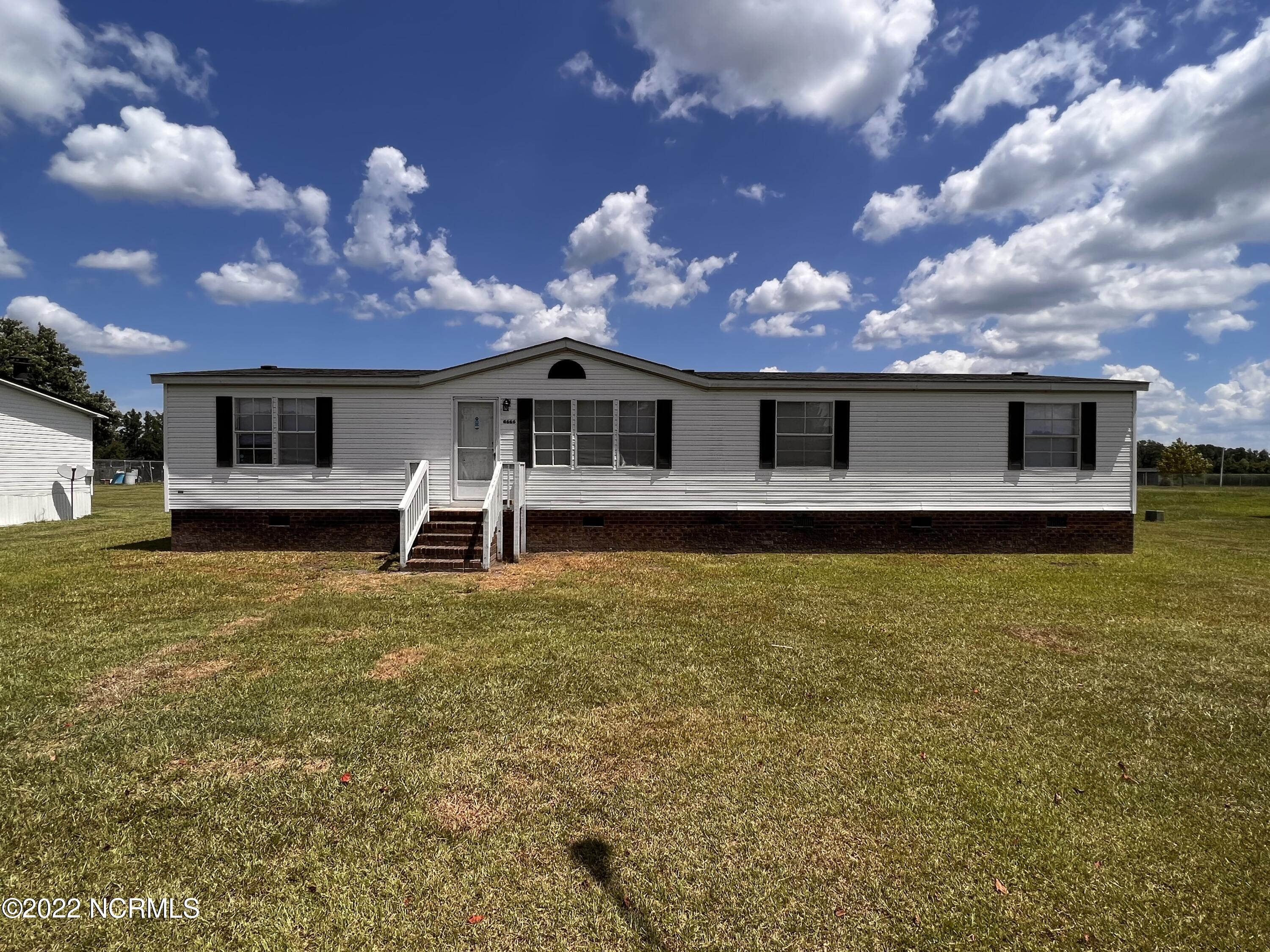 4666 Toddy Road Farmville, NC 27828 - Photo 3 of 14 IMG-9385