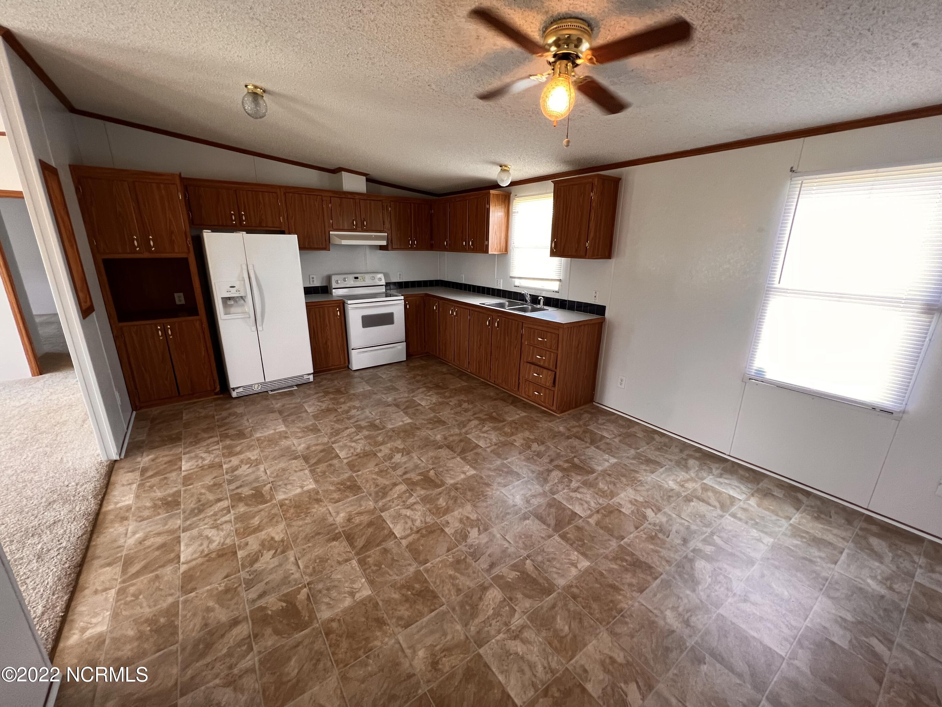 4666 Toddy Road Farmville, NC 27828 - Photo 10 of 14 IMG-9393
