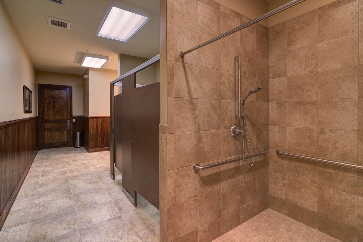 3526 Alianca Terrace Kalamazoo, MI 49009 - Photo 13 of 20 Bathroom