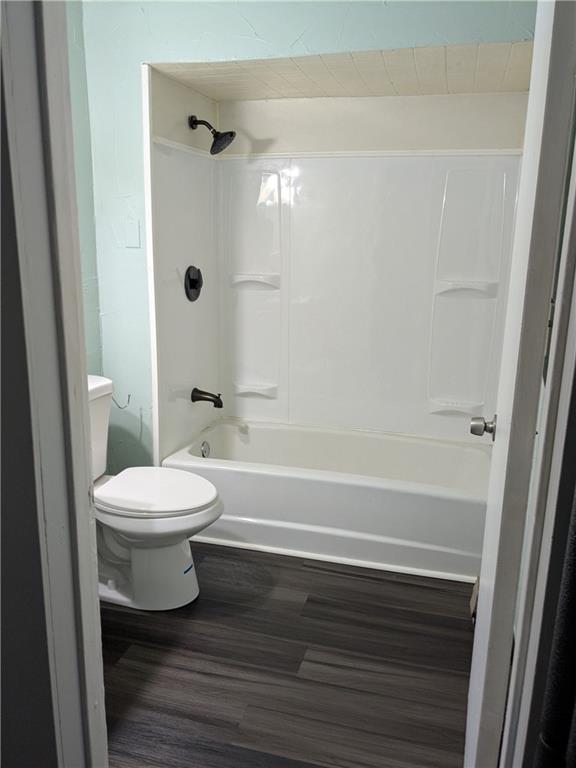 946 Beaver Road Ambridge, PA 15003 - Photo 4 of 13 Gallery Image 4