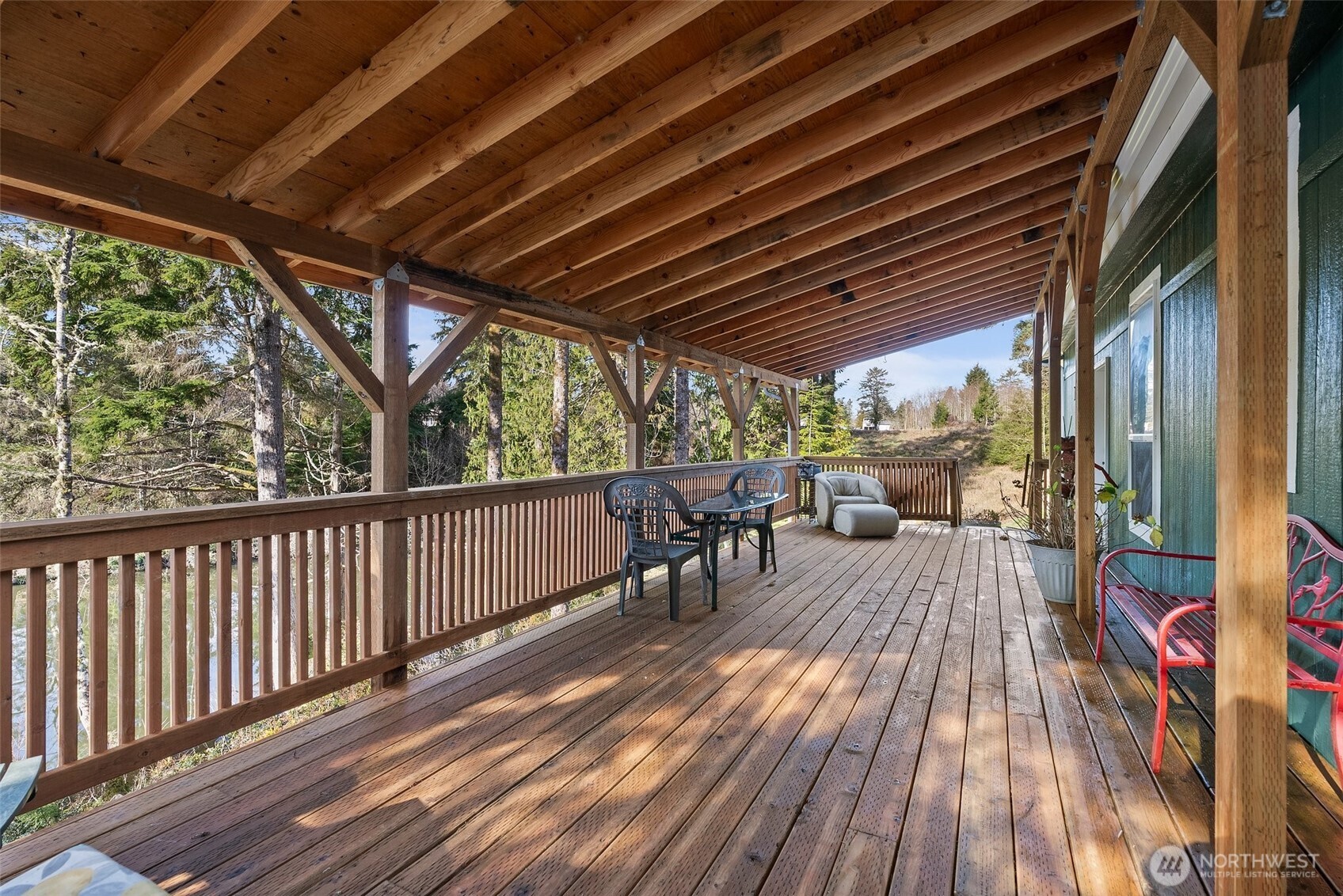 4 Lakeview Lane South Bend, WA 98586 - Photo 8 of 40 a view of porch with seating space
