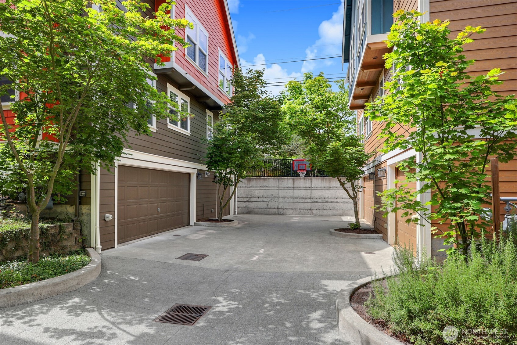 5807 B 55th Avenue Northeast Seattle, WA 98105 - Photo 30 of 40