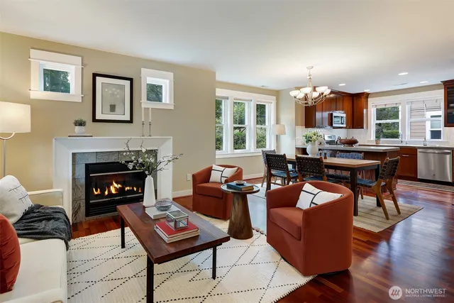 $835,000 | 5807 B 55th Avenue Northeast, Seattle, WA 98105