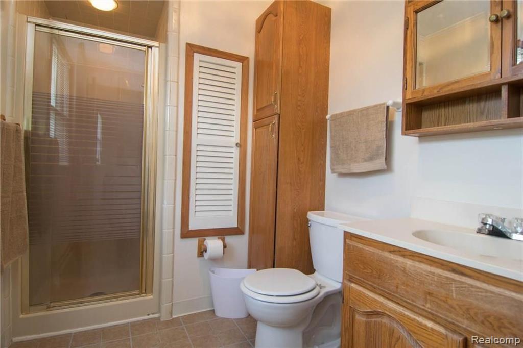 11434 Grafton Road Carleton, MI 48117 - Photo 28 of 50