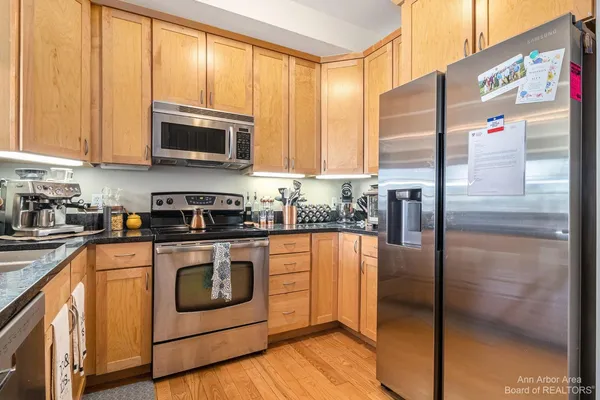 $3,000 | 260 Snyder Avenue, Ann Arbor, MI 48103