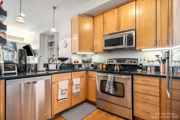 $3,000 | 260 Snyder Avenue, Ann Arbor, MI 48103